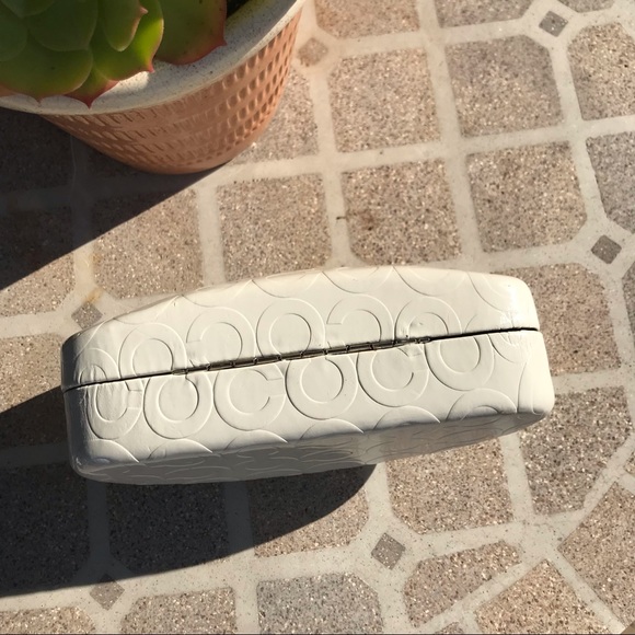 Coach Sunglasses Case - Picture 6 of 6
